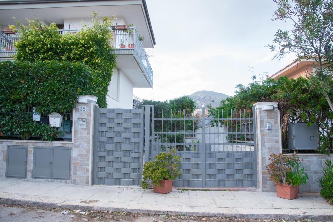 Mondello Manick Mare Apartment Palermo Exterior photo